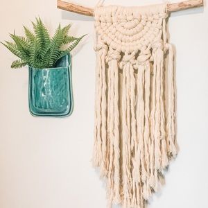 Macrame wall hanging